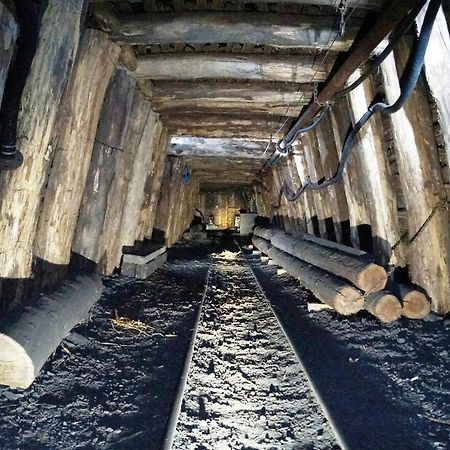 La Machine Sous Toit Lägenhet Exteriör bild